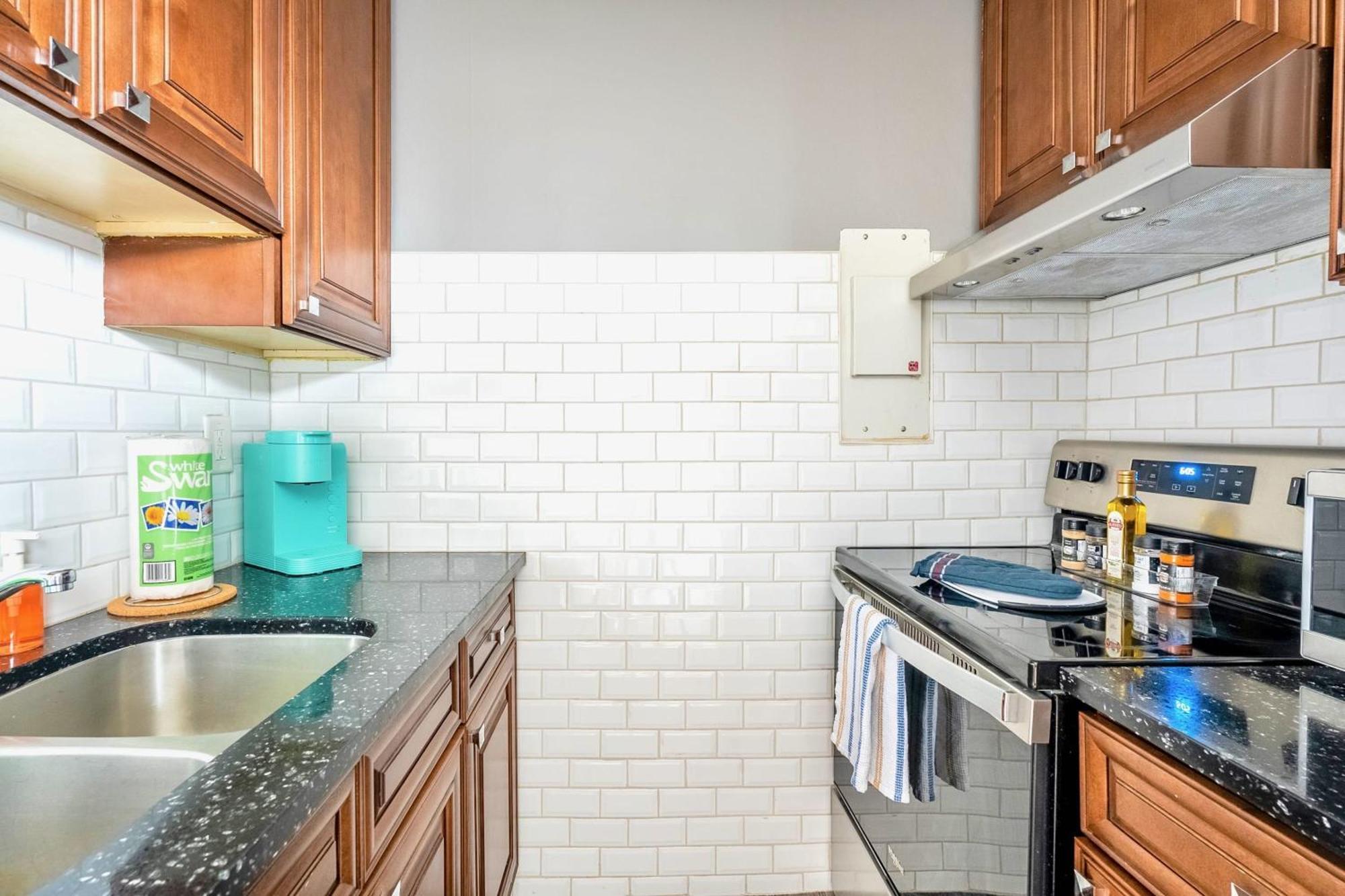 Ferienwohnung Newly Renovated 2Br Unit In Glenview West Hamilton Exterior foto